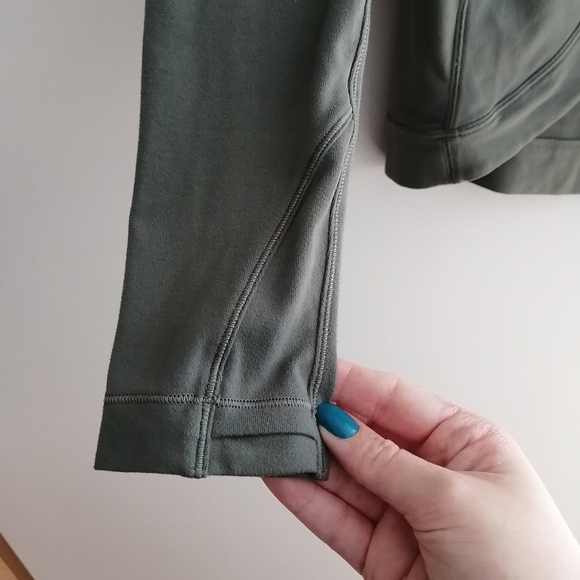 Lululemon Rulu Rally Wrap in Grey Sage 2 - Picture 11 of 16